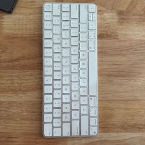 Apple Magic Keyboard
